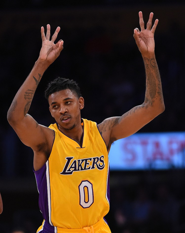 另一方面 另一方面