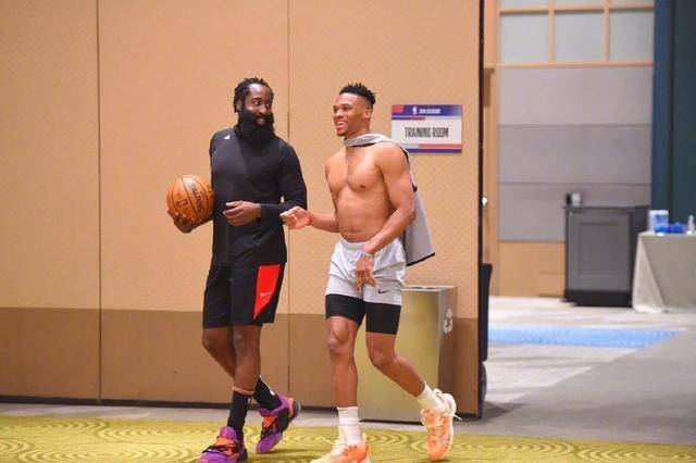 是因为它直 是因为它直